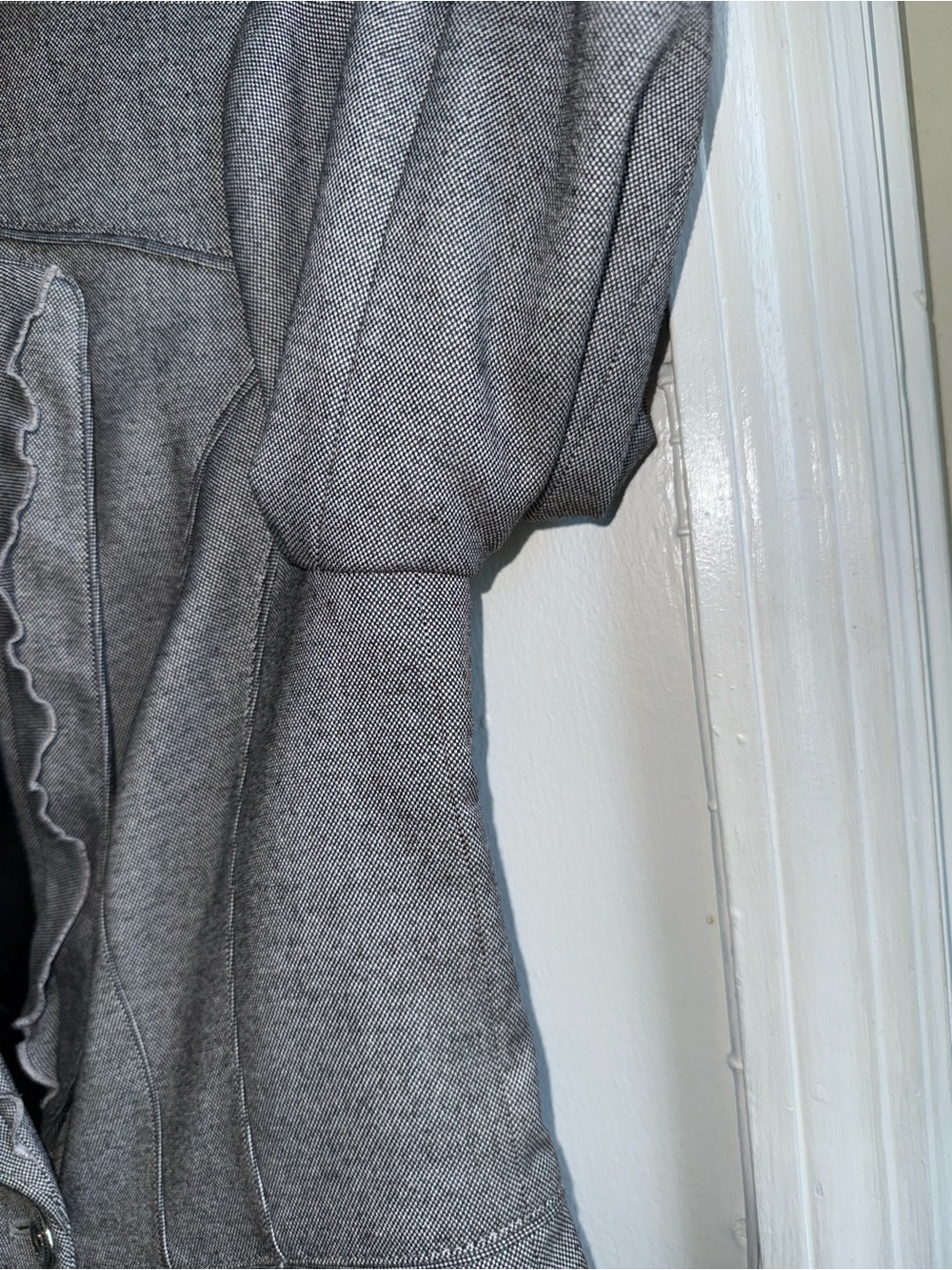 White House Black Market Grey Peplum Blazer Jacket Raw Edge Size 4 - Picture 7 of 11